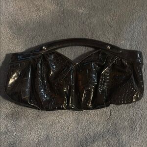 Elegant Black Crocodile-Embossed Women's Bag
